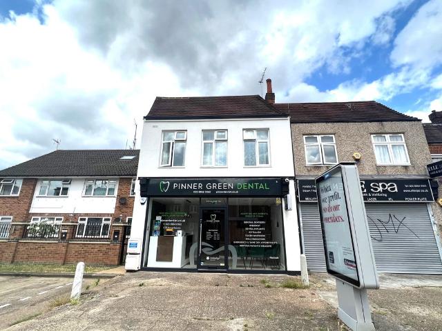 Apartment for rent in Pinner, Greater London
