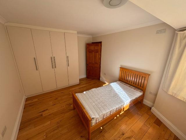 Room for rent in Hatch End, Greater London