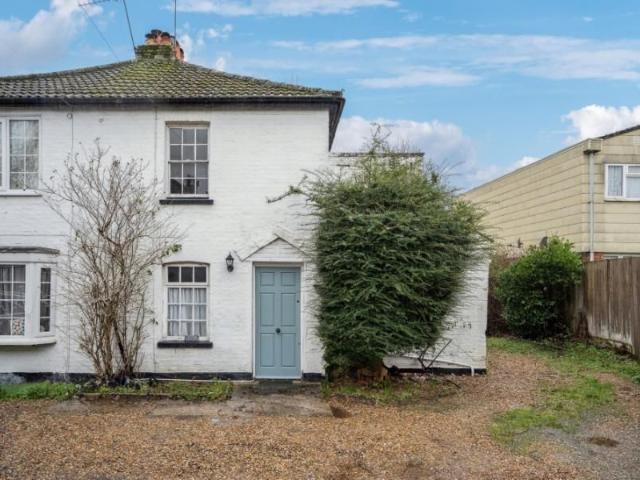 House for rent in Pinner, Greater London