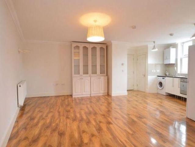 Apartment for rent in London Borough of Harrow, Greater London