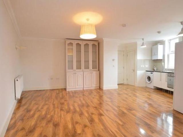 Apartment for rent in London Borough of Harrow, Greater London