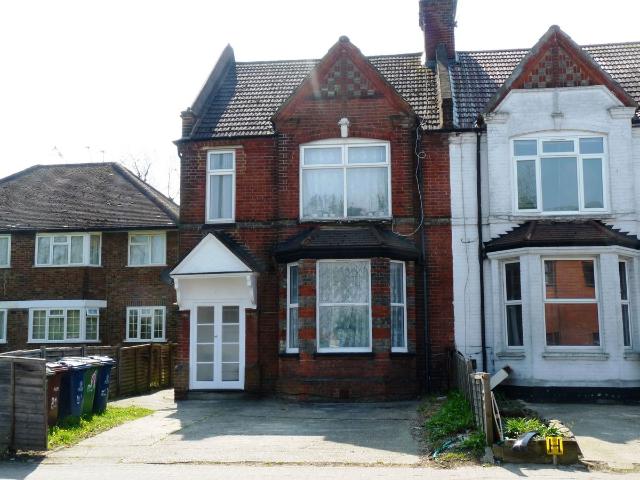 House for rent in Wealdstone, Greater London