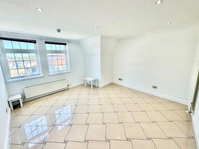 House for rent in Lane, Greater London