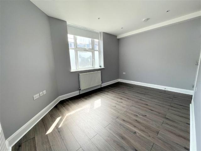 House for rent in Watford Heath, North Watford