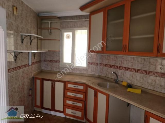Karşiyaka, İzmir içerisinde kiralık mülk