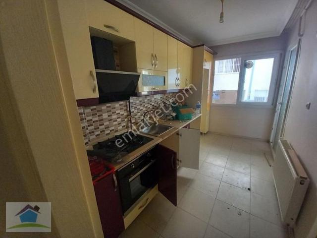 Karşiyaka, İzmir içerisinde kiralık mülk