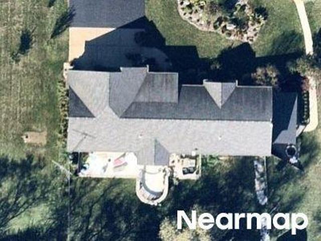House for sale in Mchenry, Illinois