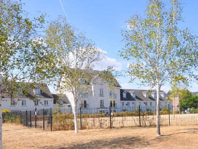 Apartment for rent in Hesters Way, Golden Valley