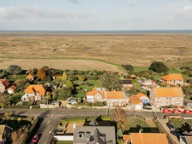 House for sale in Bromsberrow Heath, Gloucestershire