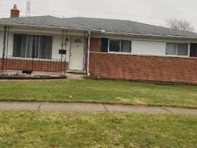 House for sale in Warren