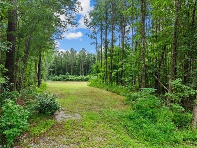 Land for sale in Moyock