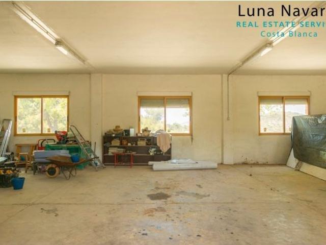 Local Comercial en venta en la Marina Baixa, Valencia
