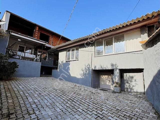 Bergama, İzmir içerisinde satılık Villa