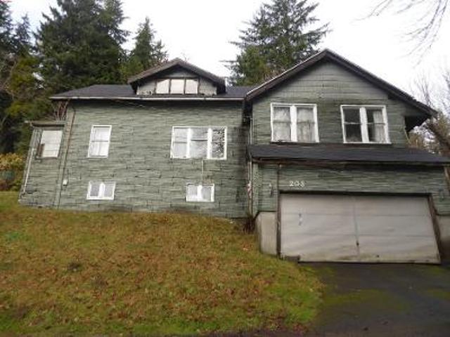 House for sale in Aberdeen, Washington