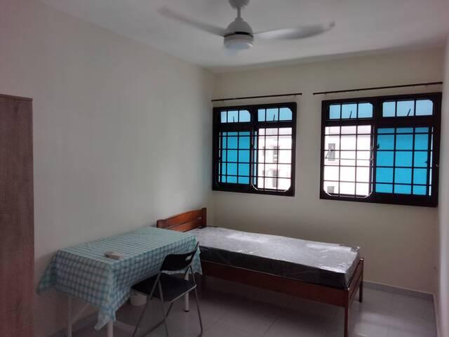 Room for rent