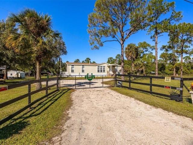 House for sale in Clewiston, Florida