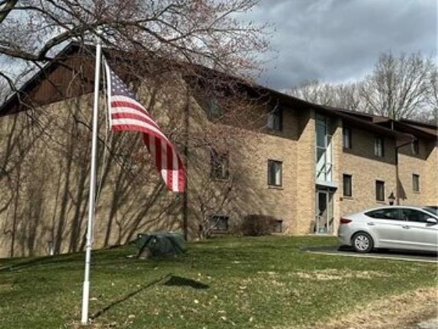 Condo for sale in Butler