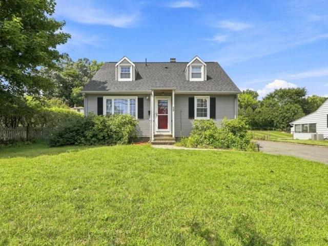 House for sale in Cayenne, West Springfield