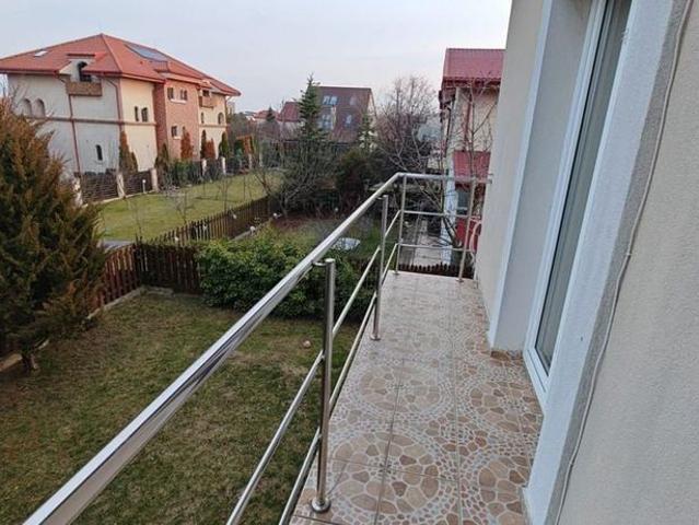 Casă închirieri în Pipera, Voluntari