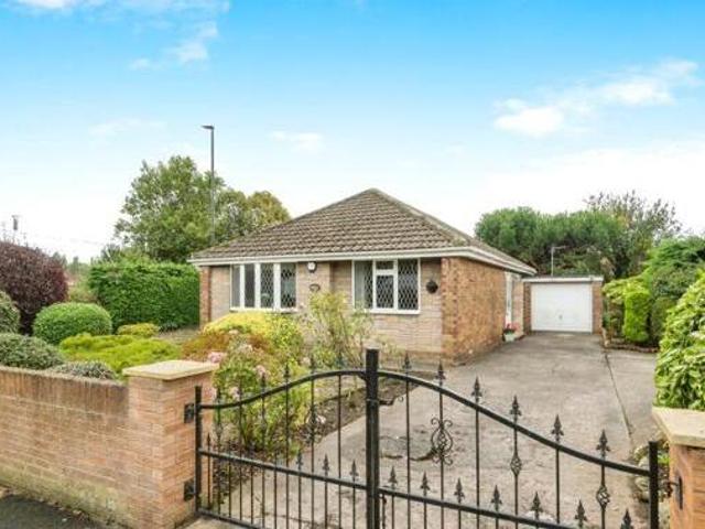 House for sale in Scawsby, South Yorkshire