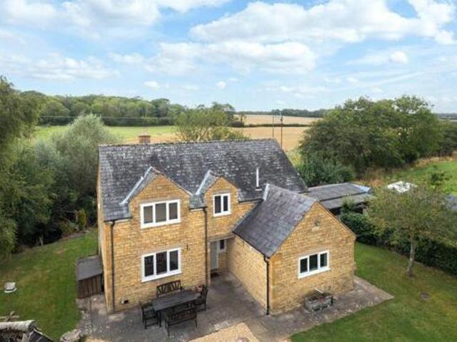 House for rent in Kettering