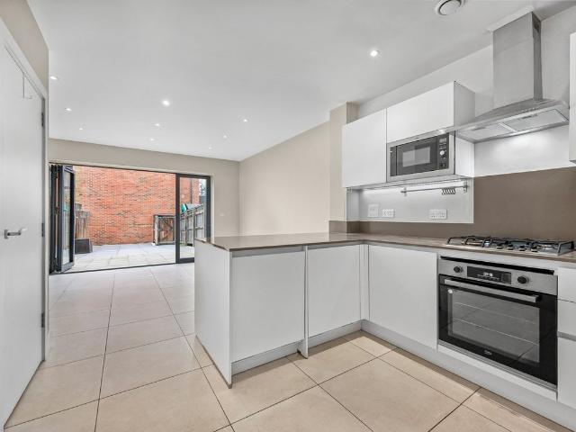 Apartment for rent in London Borough of Wandsworth, Greater London