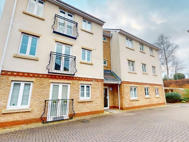 Apartment for rent in Pontprennau, Falcon Lodge