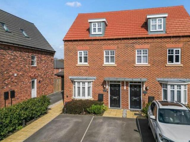 House for sale in Lyons, Greater London