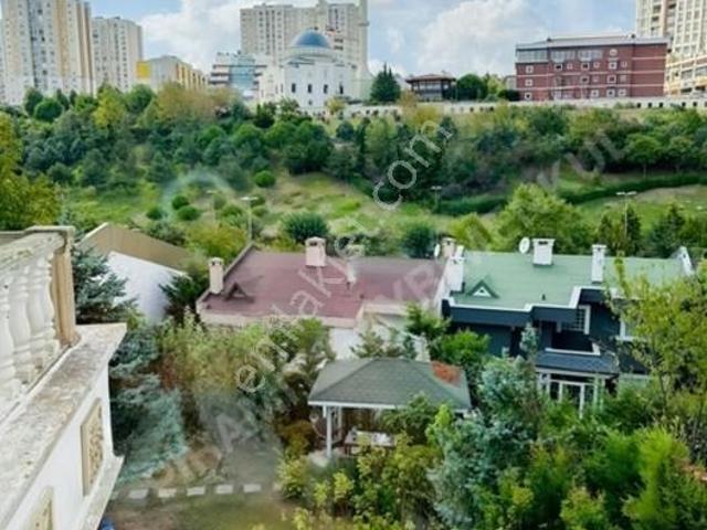Metrokent, Başakşehir içerisinde satılık Villa