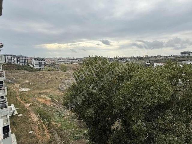 Kayabaşı Mahallesi, Başakşehir içerisinde kiralık mülk