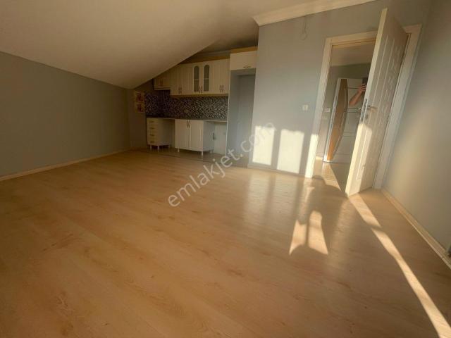 Piri Reis Mahallesi, Esenyurt içerisinde kiralık mülk