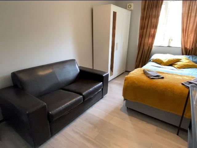 House for rent in Camberwell, Greater London