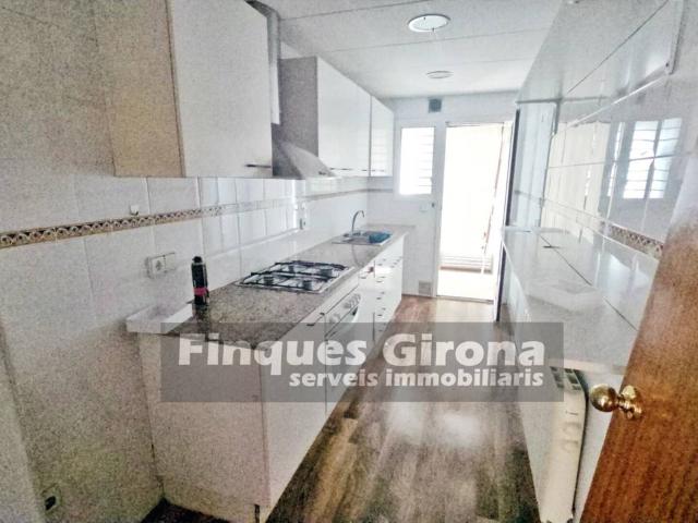 Piso en venta en Palau, Gironès