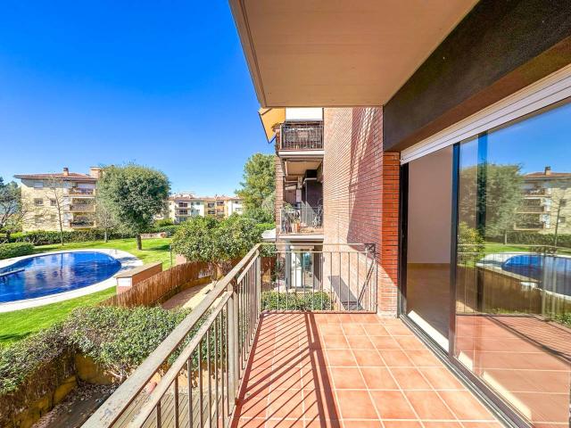 Piso en venta en Montjuïc, Gironès