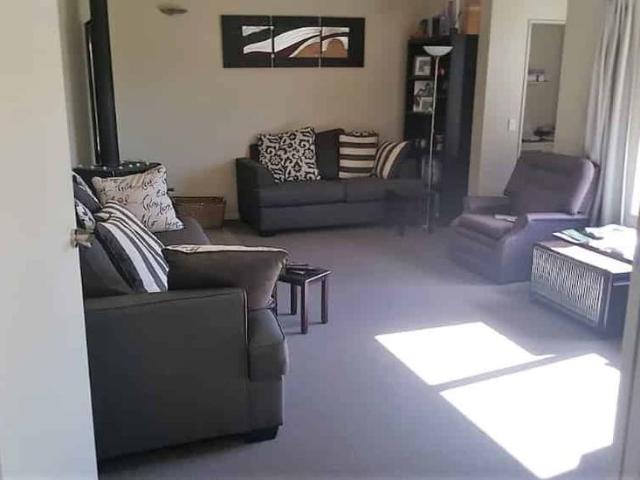 House for rent in Pisa Moorings, Cromwell Community