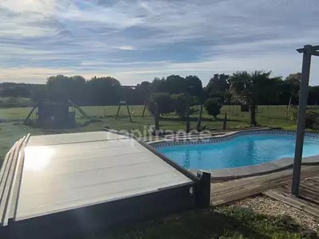 Maison vente à Saintes, Pisany