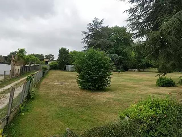 Terrain vente à France métropolitaine, Pisany