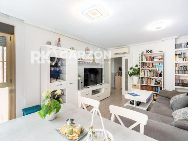 Piso en venta en Nueva Andalucía, Almería