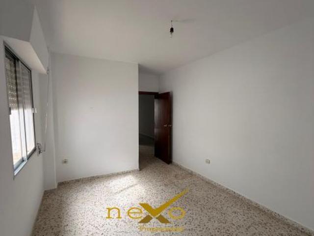 Piso en venta en San Nicolás del Puerto, Sevilla