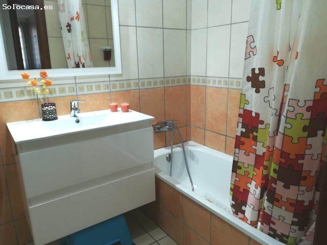 Piso en venta en La Camella, Arona