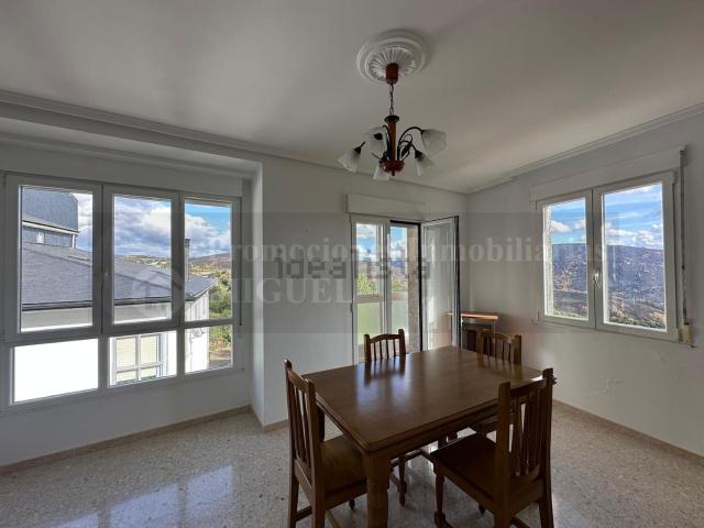 Piso en venta en A Gudiña, Galicia