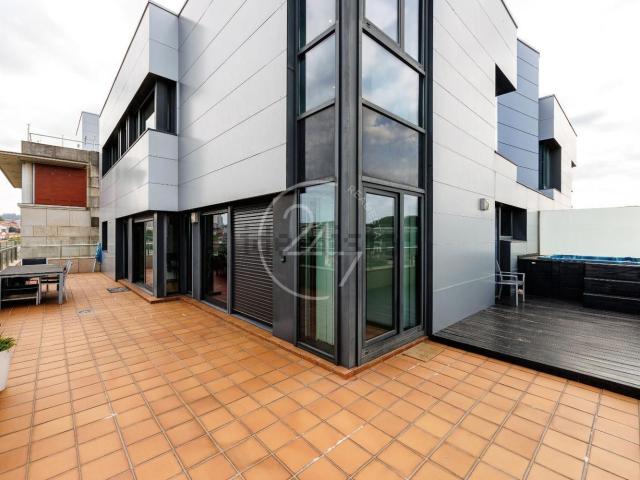 Dúplex en venta en Castrelos, Vigo