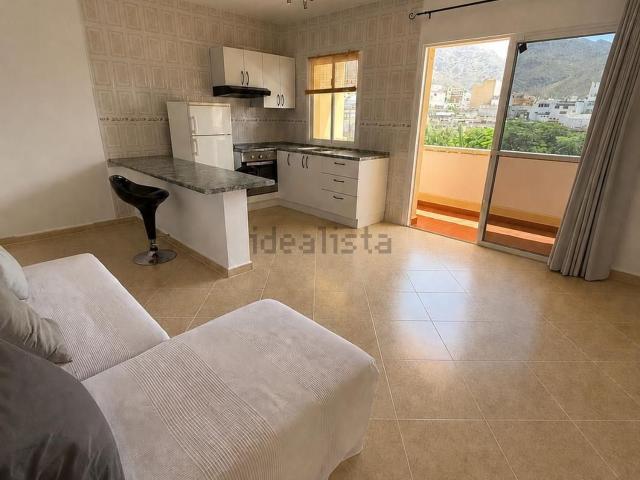 Piso en venta en Los Olivos, Adeje