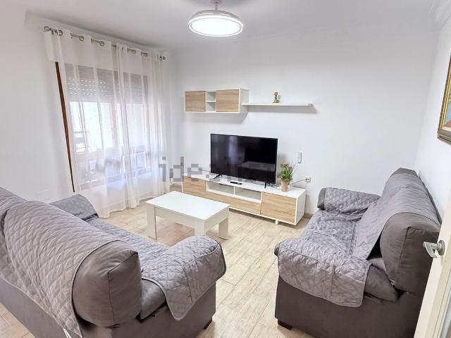 Piso en alquiler en Adra