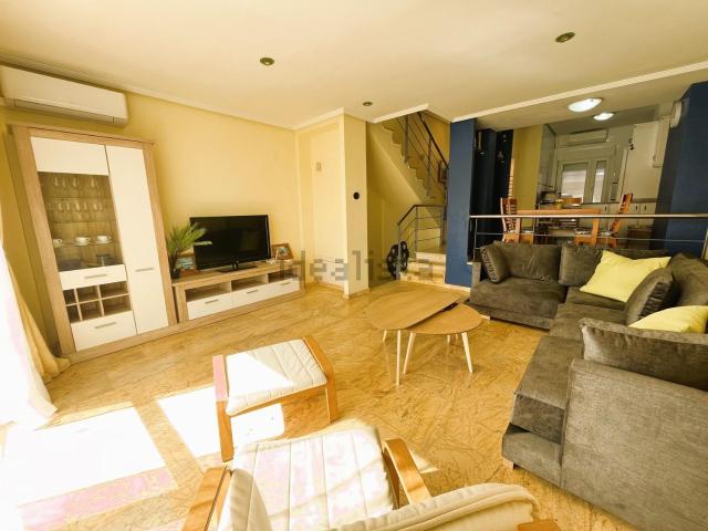 Dúplex en venta en Dehesa de Campoamor, Orihuela