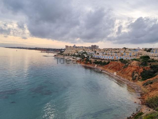 Ático en alquiler en Dehesa de Campoamor, Orihuela