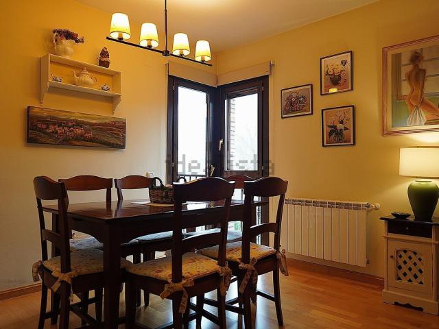 Ático en venta en Aínsa-Sobrarbe/L´Aínsa-Sobrarbe, Aínsa-sobrarbe