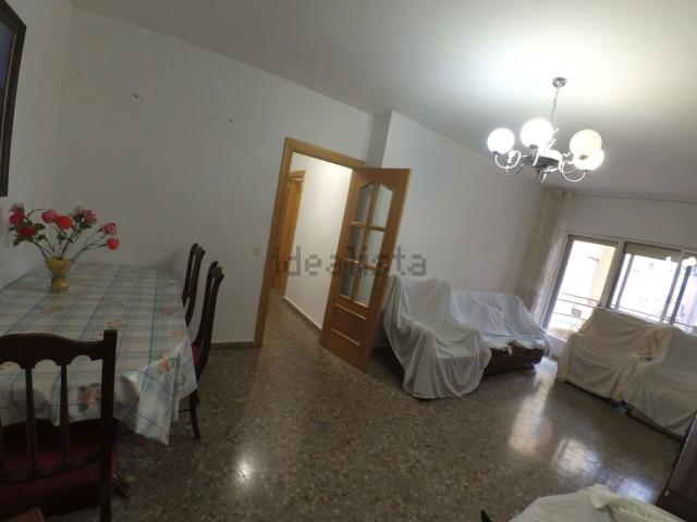 Piso en venta en Albacete, Industria