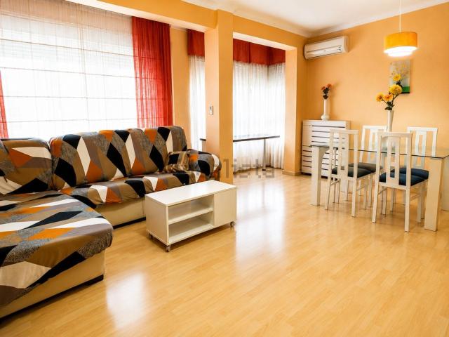 Piso en venta en Distrito 2, Albacete