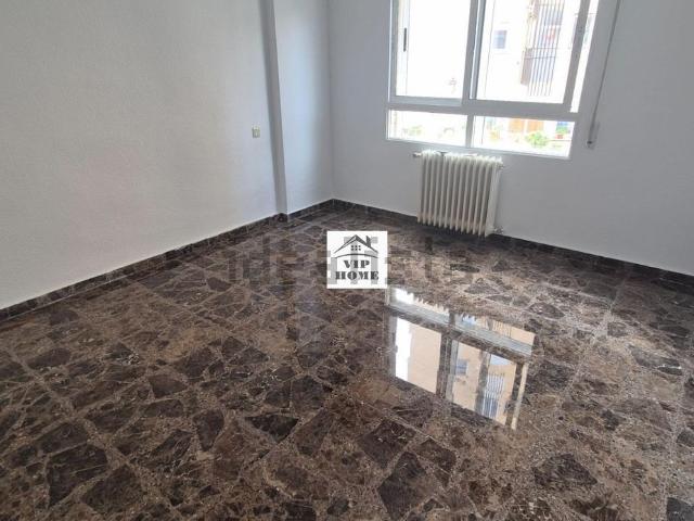 Piso en venta en Distrito 5, Albacete